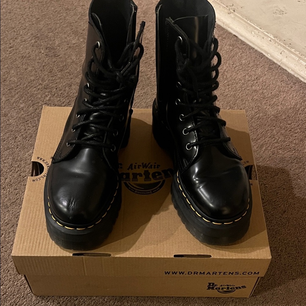 Dr. Martens Jadon Black leather  Lace-Up Boots
